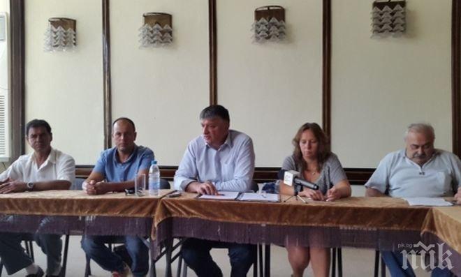 Атака се явява със свои кандидат-кметове в пет от общините от област Добрич