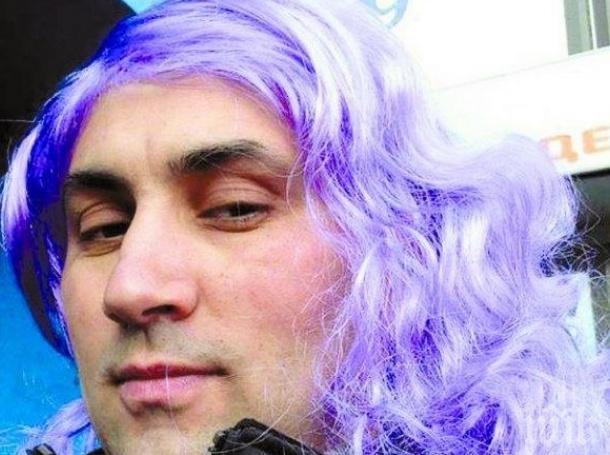 Хора, бдете! Путин и Башар Асад искат главата (заедно с перуката) на Асен Генов, светинята на демокрацията ни!