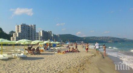 около били чуждите туристи нас лято