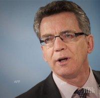 Де Мезиер предложи ЕС да прибира бежанците от кризисните зони
