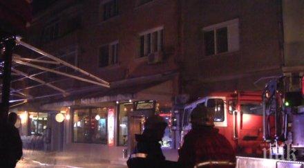 потопът перник щял погълне бременна жена пожарникари спасили