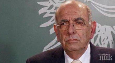 почина бившият военен министър кипър папакостас