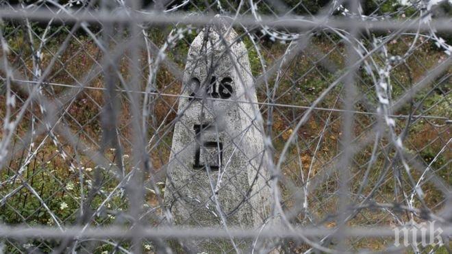 Гърция преустановява за 24 часа доставките на храна за бежанците