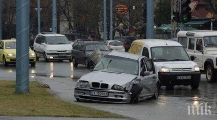 пътищата взеха две жертви