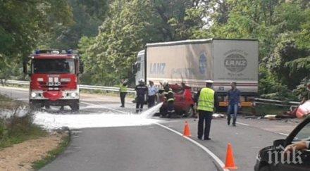 eксклузивно първи снимки зверското меле пътя варна бургас