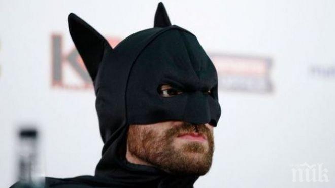 Батман Тайсън Фюри: Ще пратя Кличко в пенсия! (снимки)