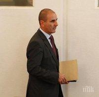 Цветанов оправда липсващите депутати с кампанията и байряма
