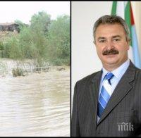 Първо в ПИК! Воден ад в Монтана! Новата канализация на кмета Живков се скапа, хората ще се издавят!