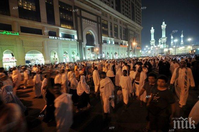 Саудитски министър обвини недисциплинираните поклонници за трагедията по време на хаджа
