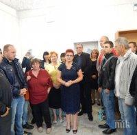 Д-р Мадлена Бояджиева и отборът на ГЕРБ в Тетевен откриха кампанията си в новия офис на партията