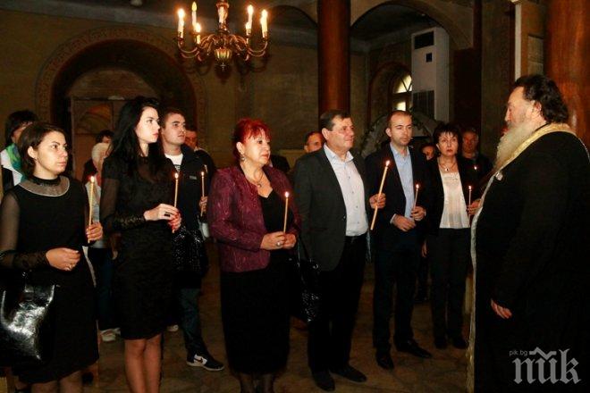 ГЕРБ Павликени откри предизборната си кампания с водосвет (снимки)
