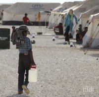 Турция изгражда огромни лагери за бежанци в Сирия, ако ЕС ги финансира