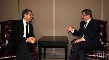 плевнелиев разговаря давутоглу