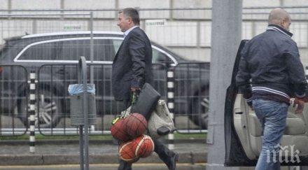 eксклузивно пик скандалният бос прокопиев развява топките центъра софия грантаджията крои турнир плевнелиев радан папарашки снимки