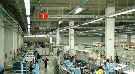 блумбърг заплатите българия растат темпове работниците печелят