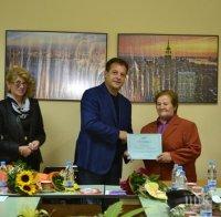 Победа за Даниел Панов на кметските избори, пожелаха хората от общинския Клуб на пенсионера и инвалида във Велико Търново