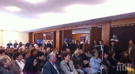 цветанов срещна граждани симпатизанти белоградчик