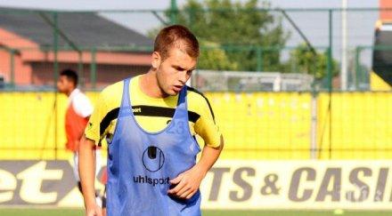 ботев пловдив зачеркна нападател