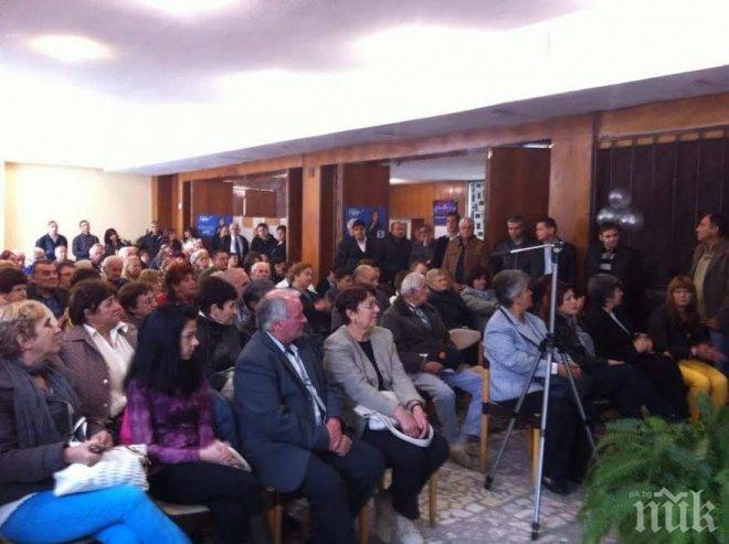 Цветанов се срещна с граждани и симпатизанти в Белоградчик