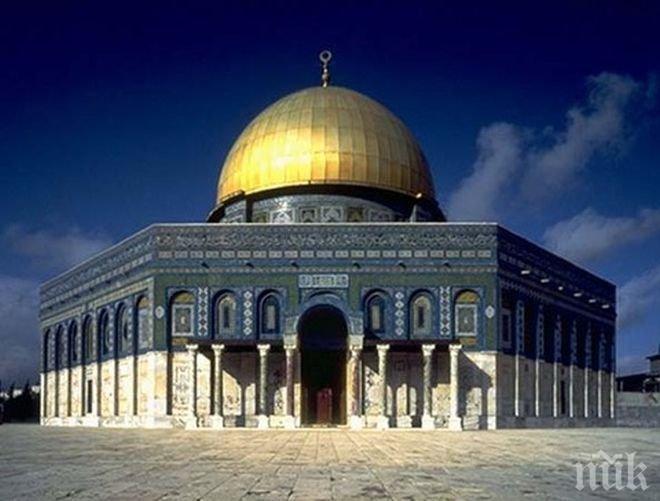 Нови сблъсъци и арести в Йерусалим
