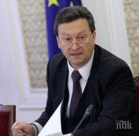 Таско Ерменков: Ненчев пльосна законопроекта за въоръжените сили като сутрешна диария
