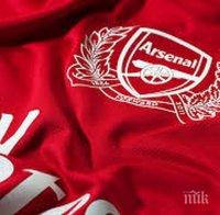  Бранител на Арсенал под въпрос за дербито с Манчестър Юнайтед