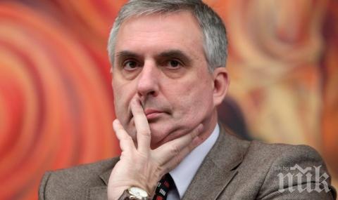 Калфин обсъди политическата и икономическата ситуация в Тунис