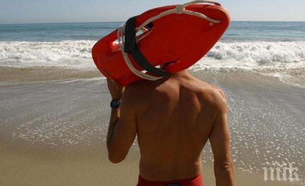Концесионери искат да обучават плажни спасители за лято 2016