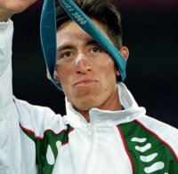 Инфаркт покоси прострелян олимпийски медалист 