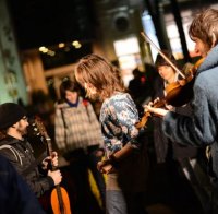 Флашмоб на възмущението пред Еврокомисията