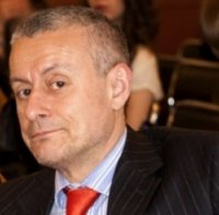 Соломон Паси: Въпросът за референдума е едно противоречие