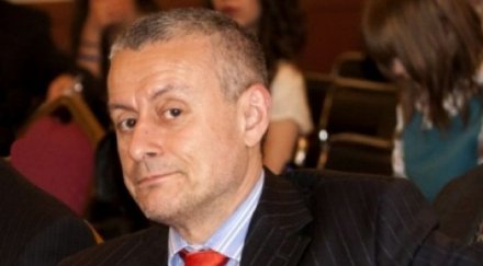 соломон паси въпросът референдума едно противоречие