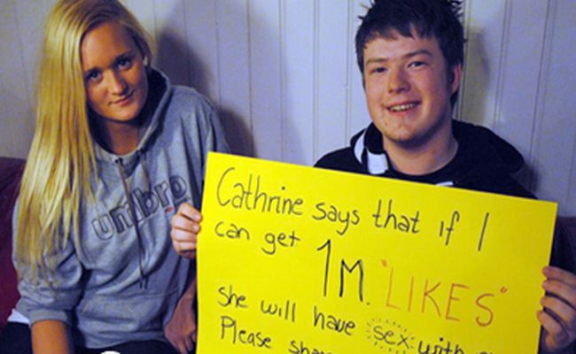 Младеж търси харесвания във фейсбук, за да спи с любимата