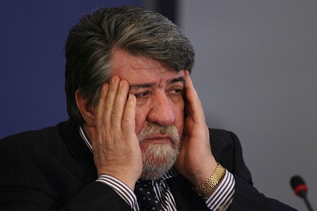 Вежди дава на съд побойника Волен