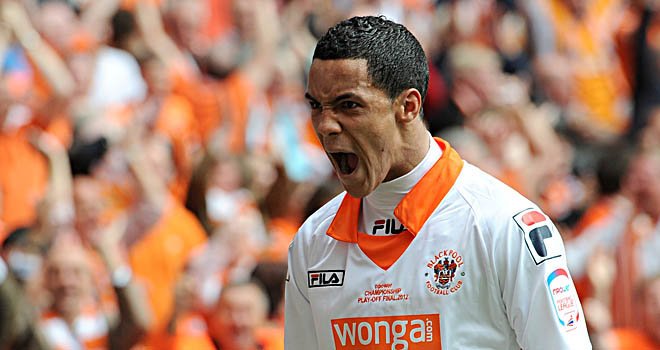 Ливърпул и Блекпул не се разбраха за цената на Том Инс