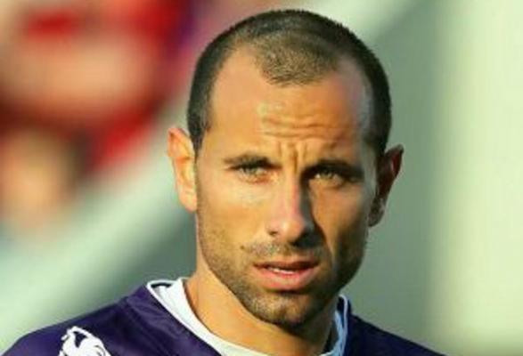 Бюрократи отлагат дебюта на Мартин Петров за Еспаньол