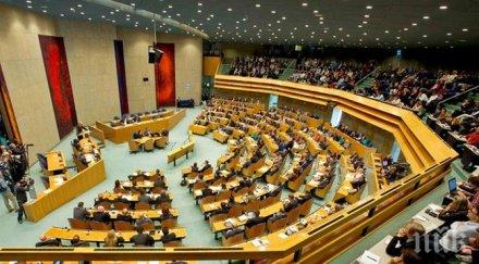 никос вуцис новият председател парламента гърция