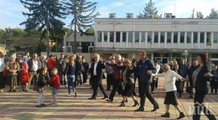 цветанов плевенското село коиловци изберете успешния кмет герб проф димитър стойков