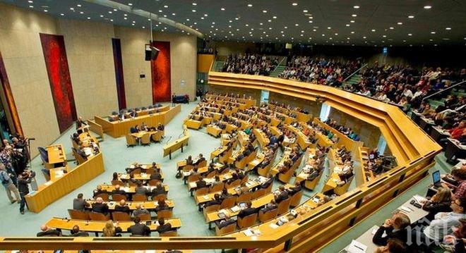 Никос Вуцис е новият председател на парламента в Гърция