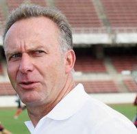 Румениге моли Манчестър Юнайтед да престанат да го тероризират