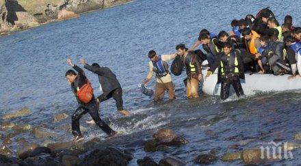 115 марокански мигранти щурмували испанските брегове