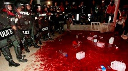 ужас мъж обезглави годишно момченце