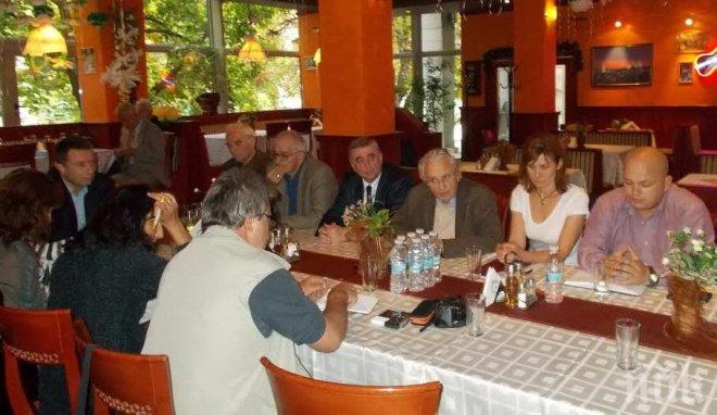 Видни интелектуалци подкрепиха Стоян Парпулов за кмет на Пазарджик