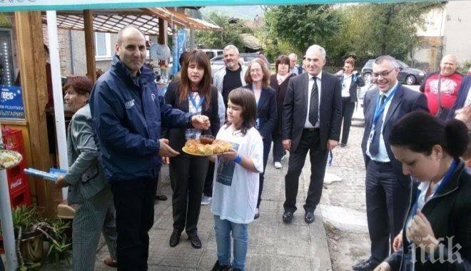 Цветанов: ГЕРБ, Наталия Ковачева и Мирослав Семов ще възстановят със собствени средства локомотива на жп гарата в село Царева Ливада