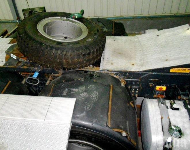 Спипаха хероин за над 4 млн. лева в джантите на камион в Бургас