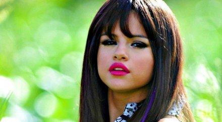 селена гомез разби сърцето бекъм