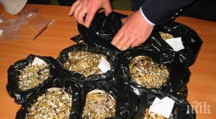 заловиха злато четвърт милион лева натиканo тайник турски автобус