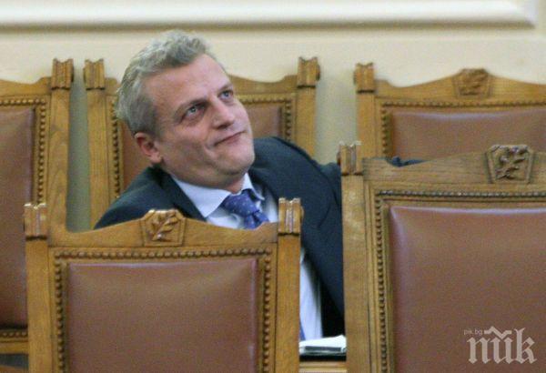 Себе си излекувай първо, Москов, преди да лекуваш хората. И още за средния пръст на министър доктор Менгеле