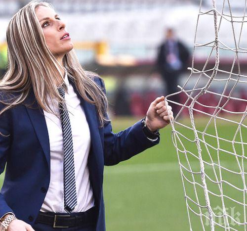 Руса гъркиня с наряд за евроквалификациите
