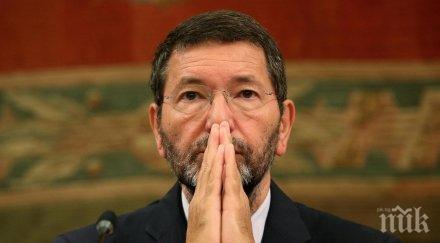 кметът рим подаде оставка дал бона държавни пари ресторанти